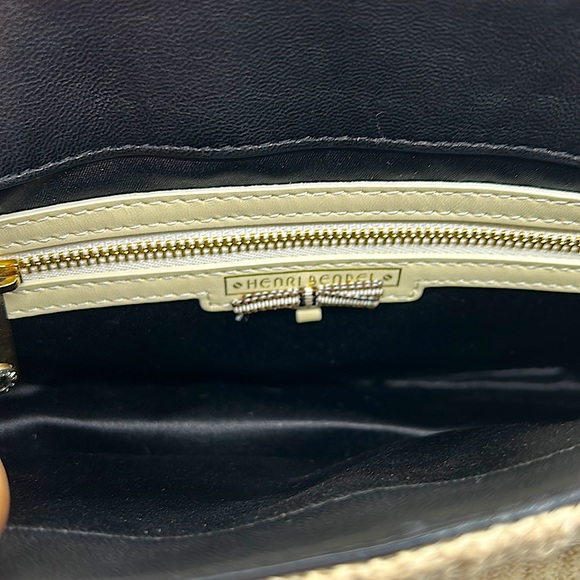 Henri Bendel Beautiful Authentic Beige and Gold Chain Satchel Purse Bag ππ - Picture 5 of 7